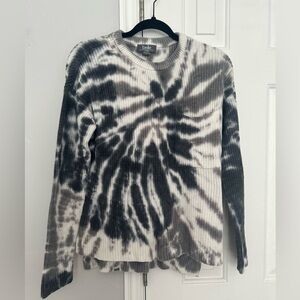 Bobeau Women's Tie-Dye Crew Neck Sweater - Black and White